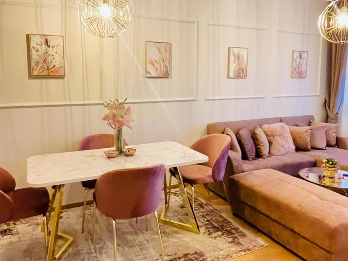 Stan Na Dan "Apartman Purple" Apartment Banja Luka Ngoại thất bức ảnh