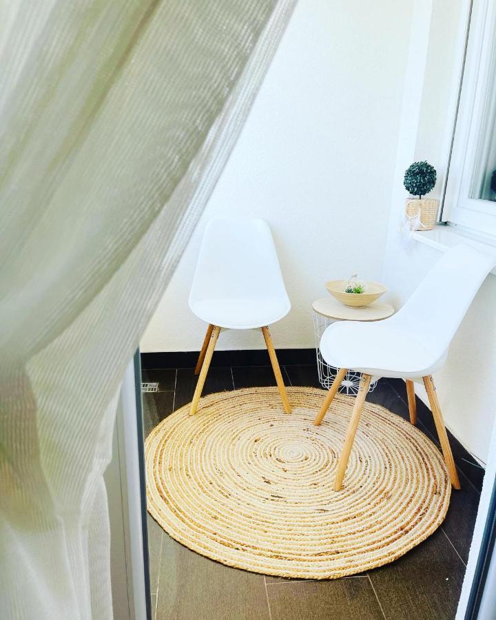 Stan Na Dan "Apartman Purple" Apartment Banja Luka Ngoại thất bức ảnh